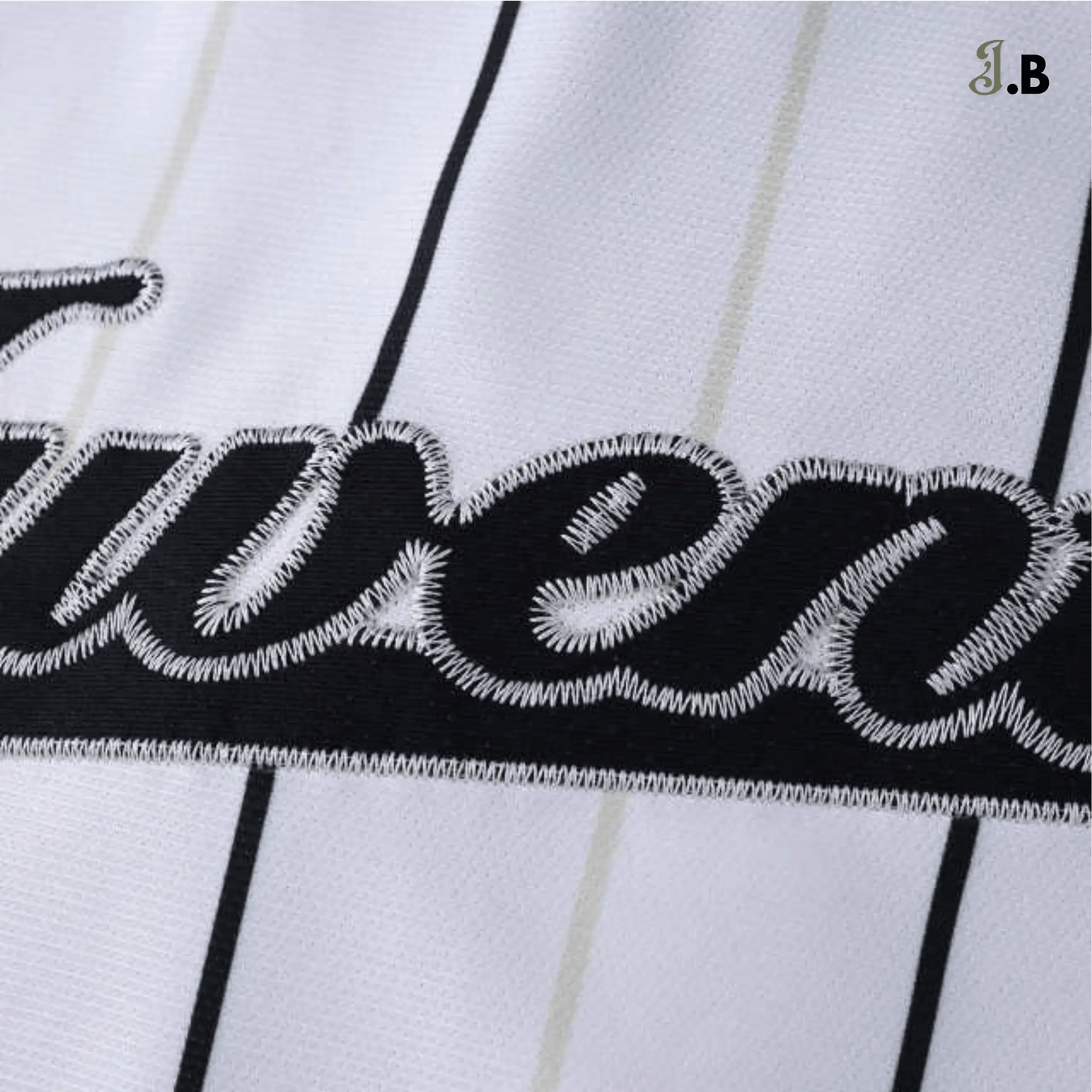 Juventus F.C Vintage White Baseball Jersey - JogaBonito - Jersey