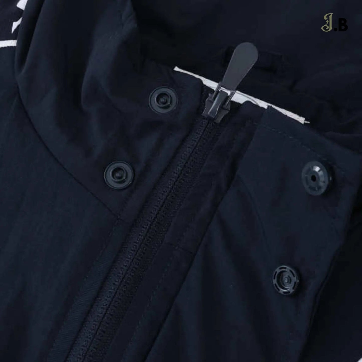 Real Madrid CF Vintage Black & White Windbreaker - JogaBonito - Jersey