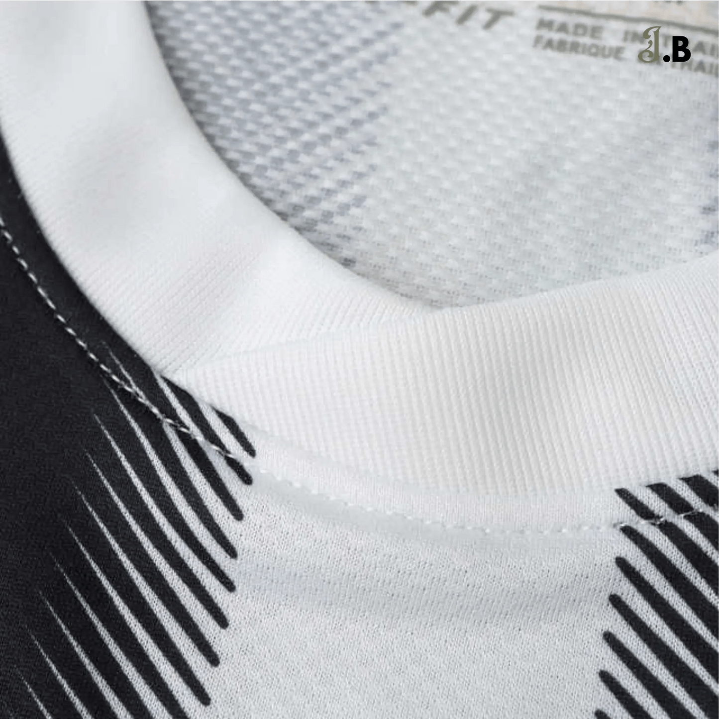 Juventus F.C Vintage 11 Striped Home Fan Jersey - JogaBonito - Jersey