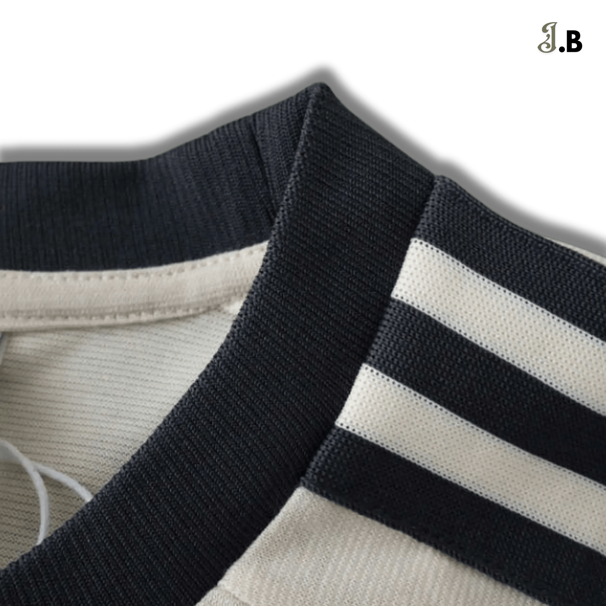 Juventus F.C Vintage Beige Cotton T-Shirt - JogaBonito - Jersey