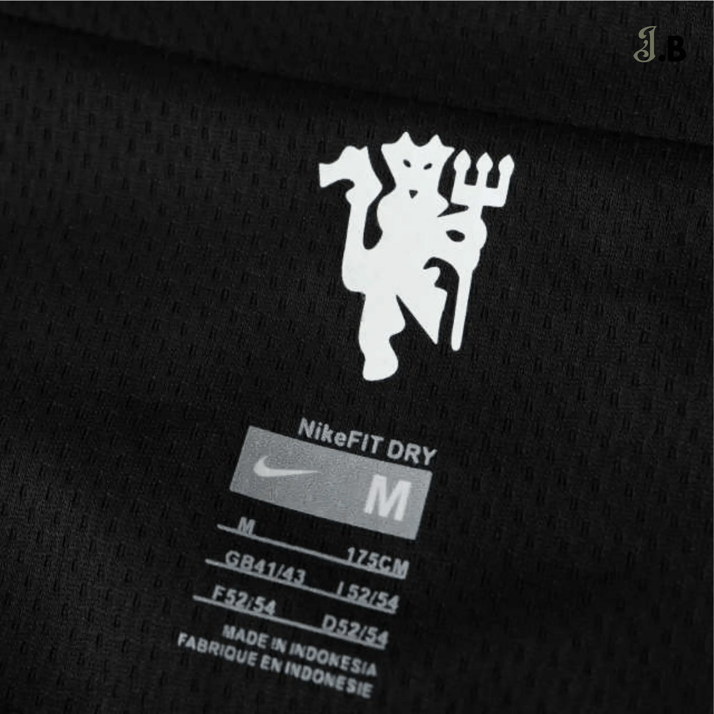MUFC 08 Black Retro Away Jersey - JogaBonito - Jersey