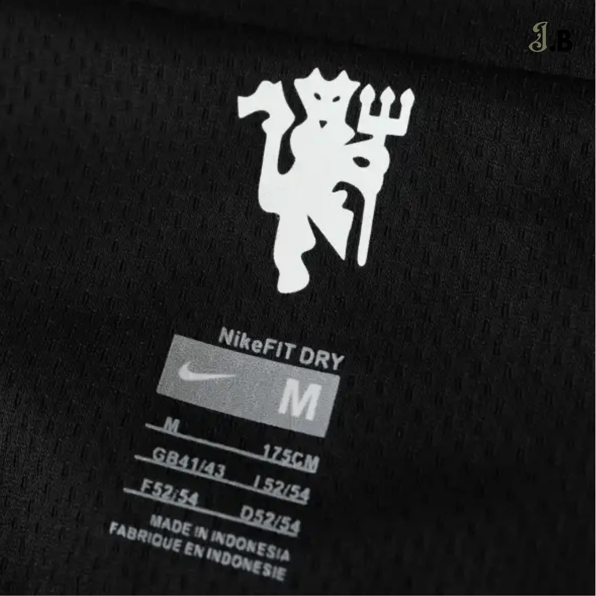 MUFC Black 2007 Retro Jersey JogaBonito