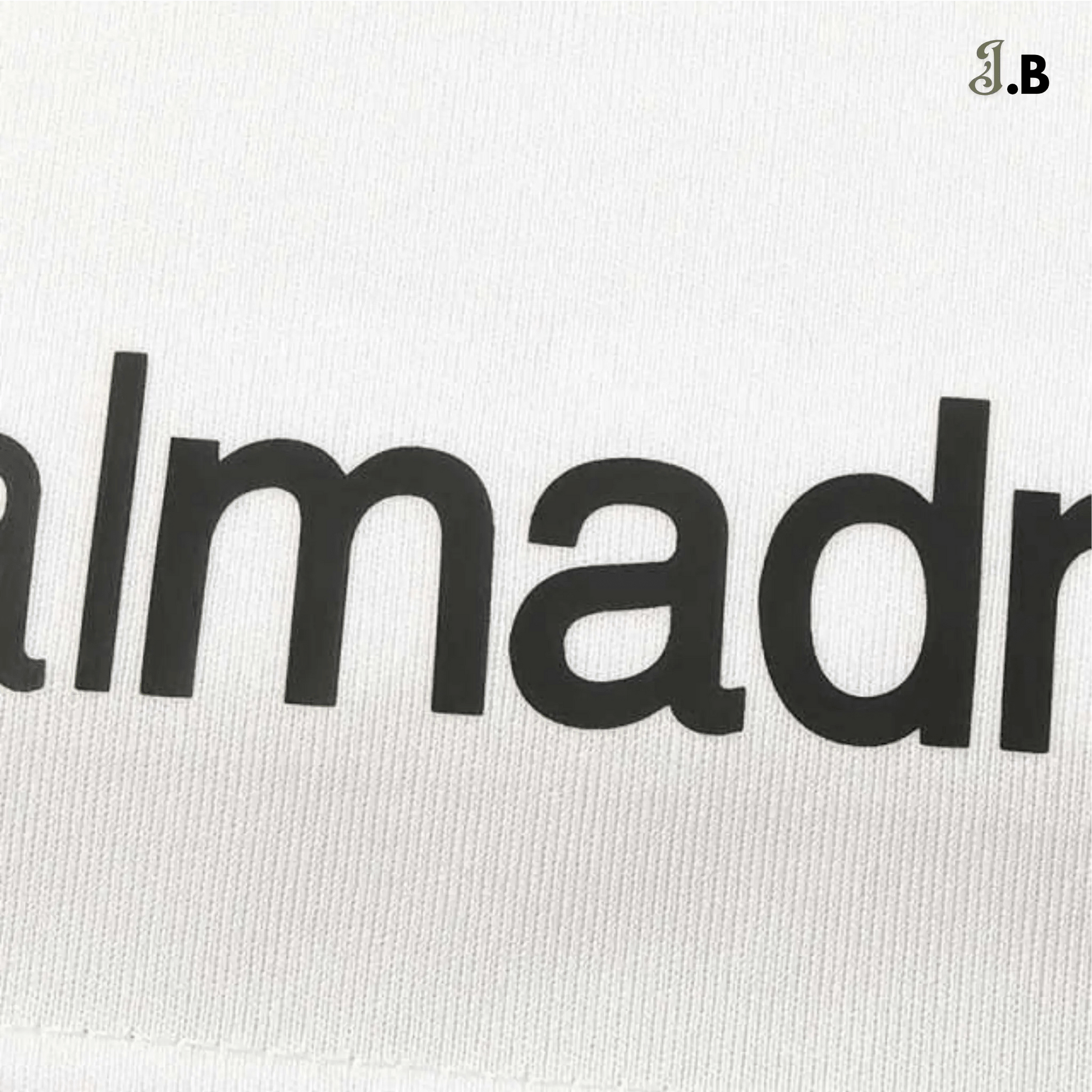 Real Madrid CF Vintage 05 White Home Fan Jersey - JogaBonito - Jersey