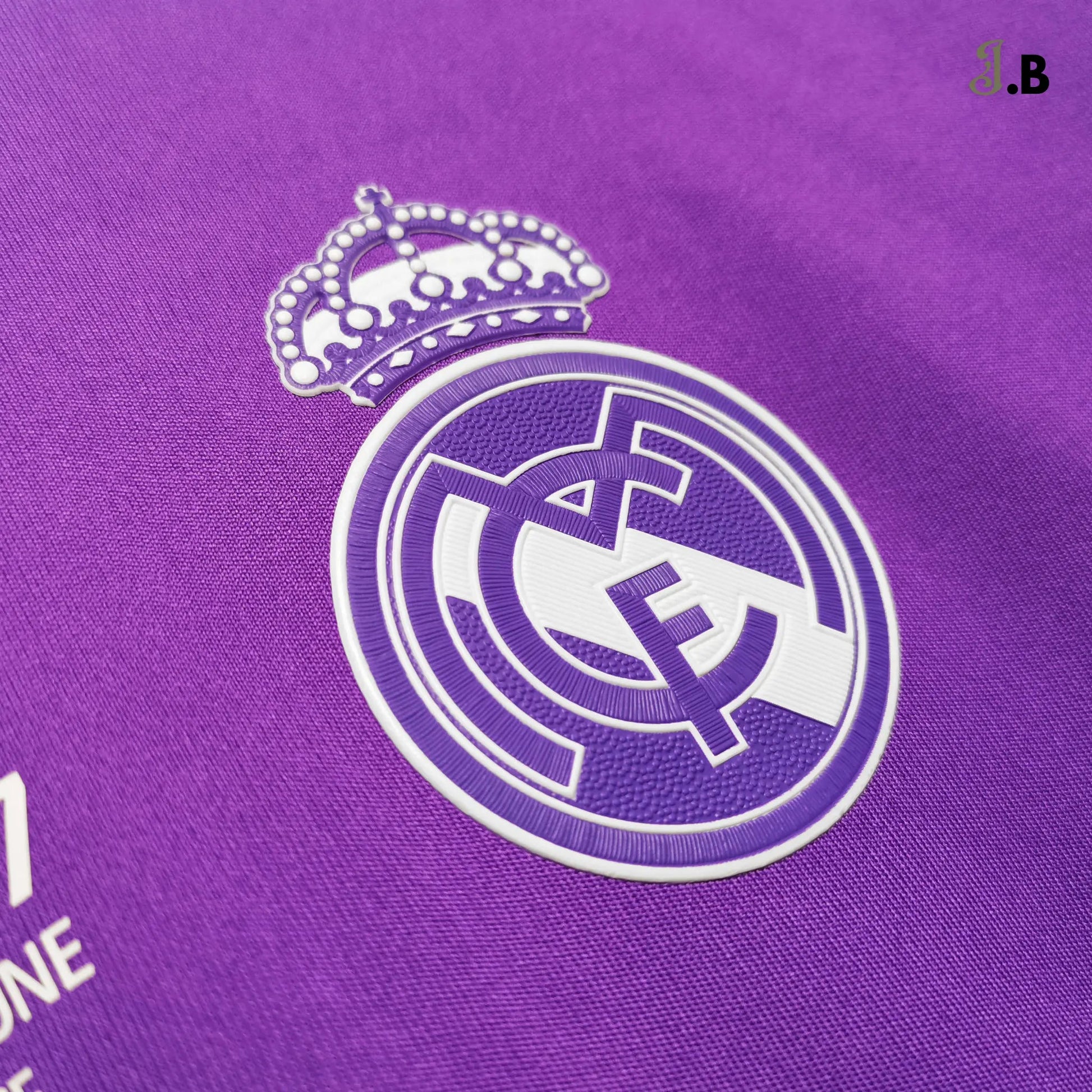 Real Madrid CF Vintage 16 Purple Fan Long Sleeve - JogaBonito - Jersey